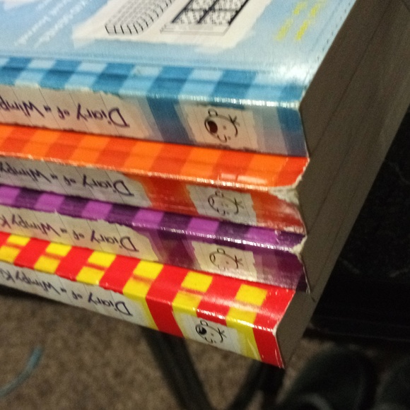 DIARY OF A WIMPY KID BOOKS - Picture 4 of 4